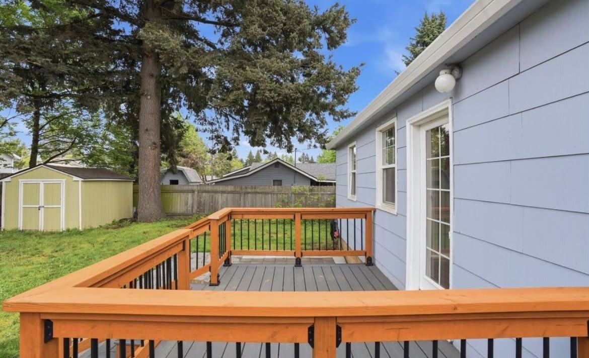 3712 O Street - Photo 4 of 34