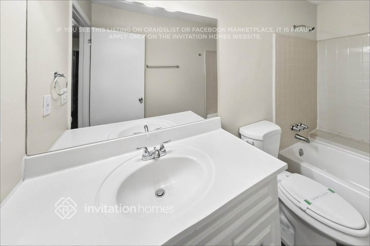 614 Oxford Hall Dr - Photo 6 of 20