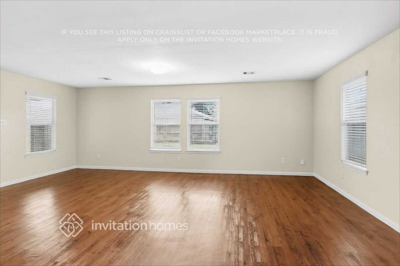 18807 N Lyford Dr - Photo 7 of 21