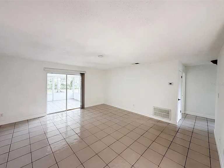 113 Bittercreek Drive - Photo 2 of 6