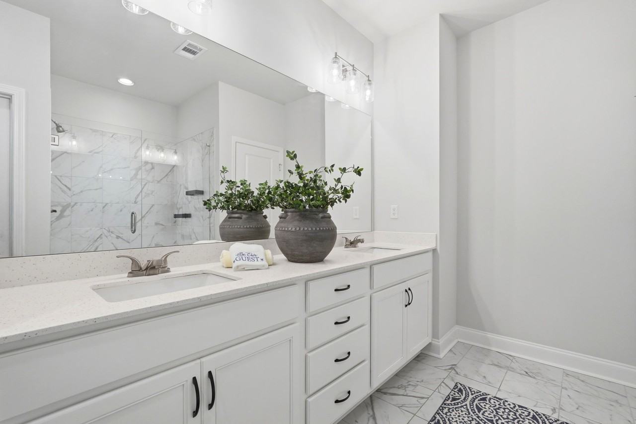 5115 Hillington Way #1 - Photo 4 of 31