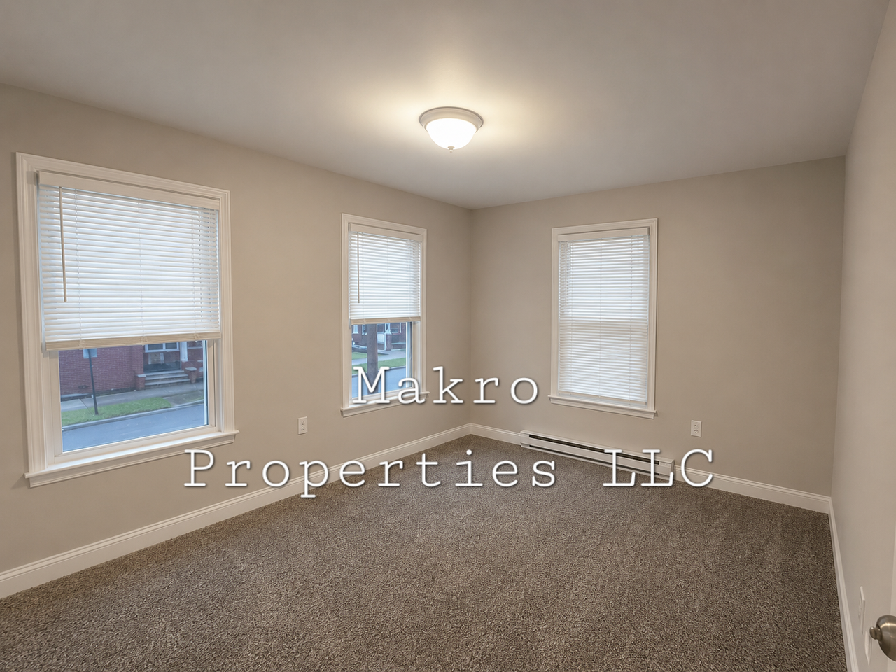 634 Broadway #1-2 - Photo 7 of 9