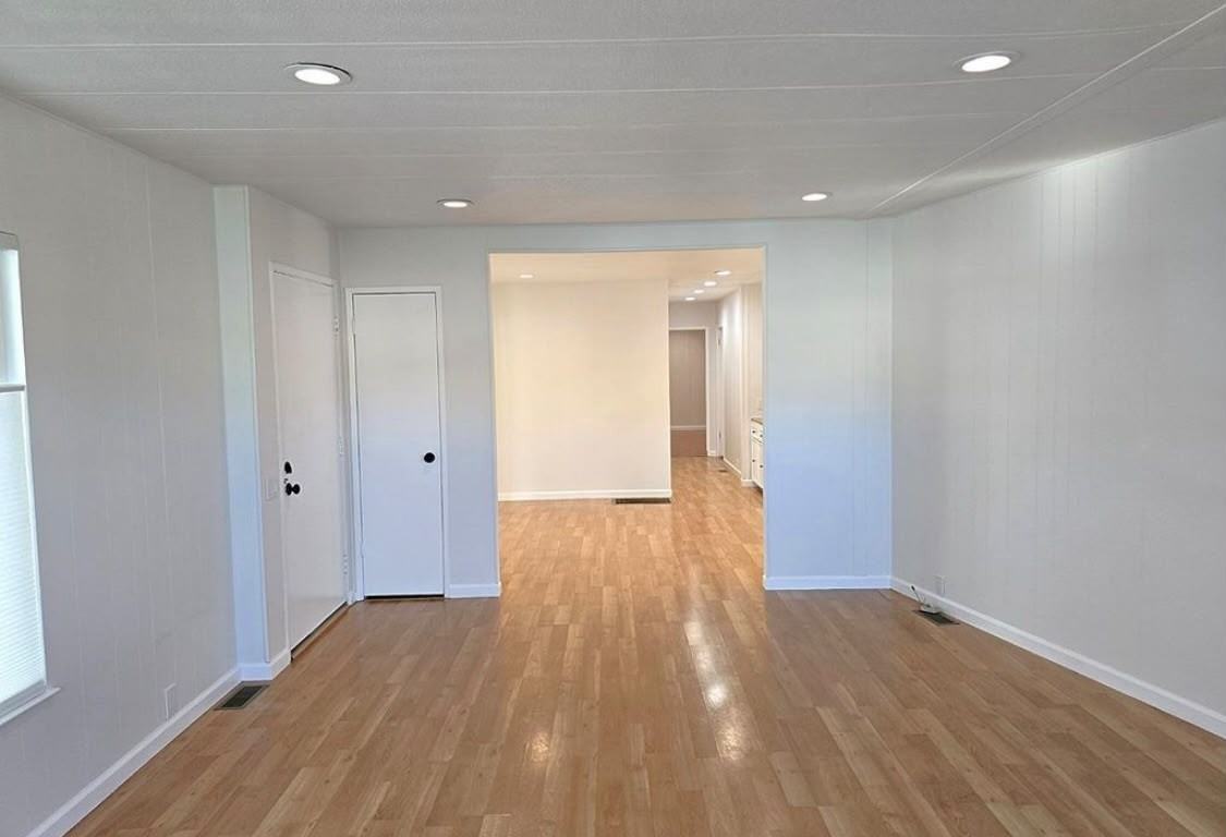 559 Mountain Home Drive - Photo 2 of 36