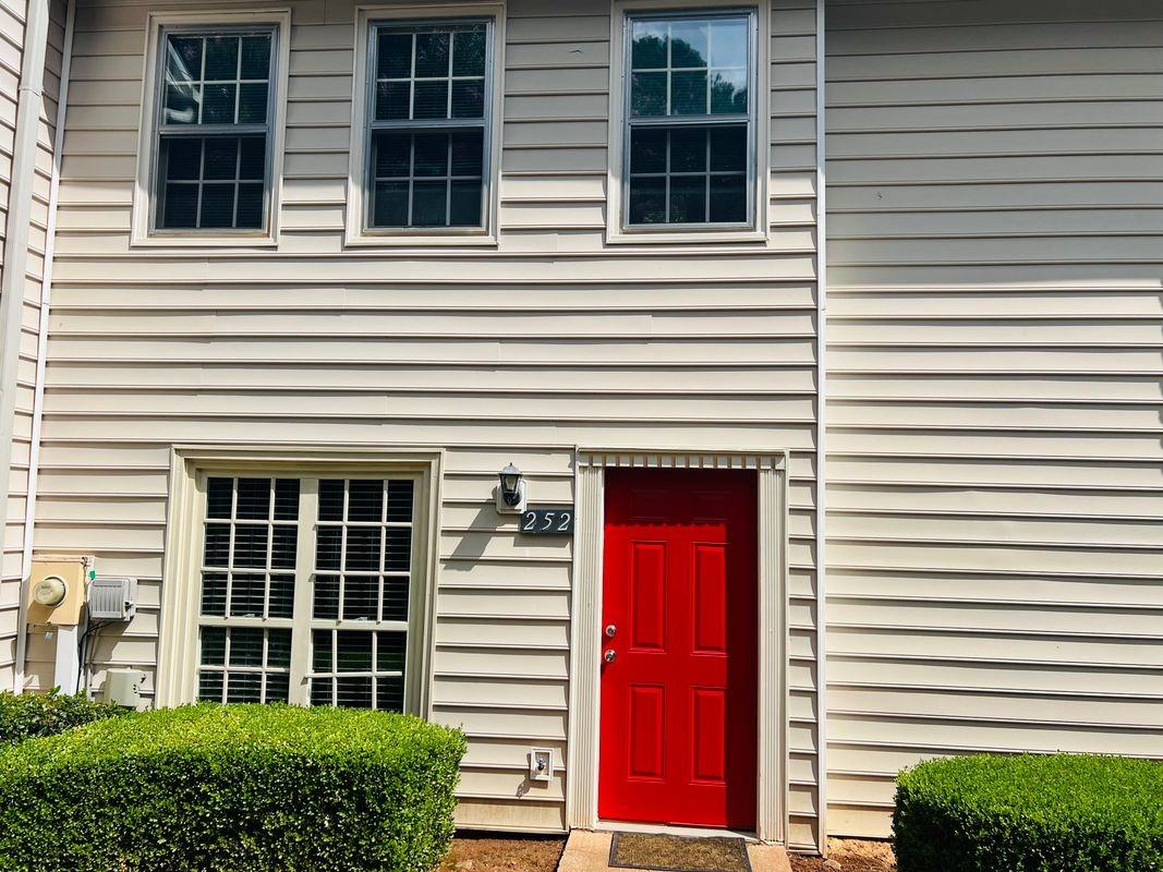 252 Mill Creek Pl