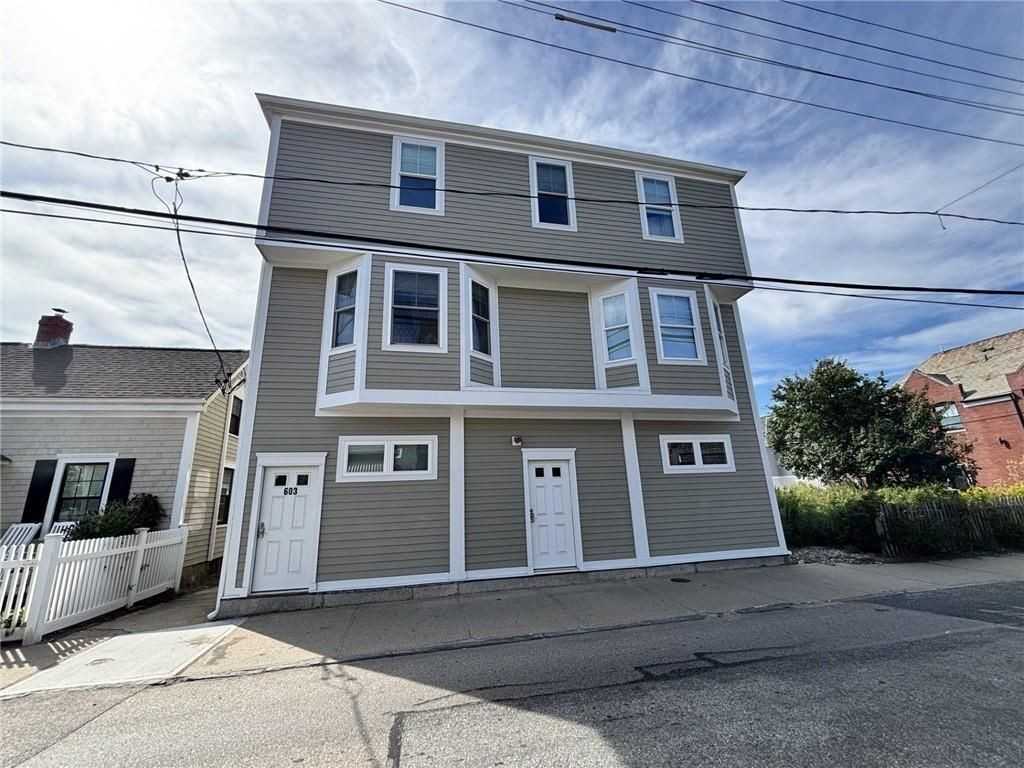 603 Thames St ##4