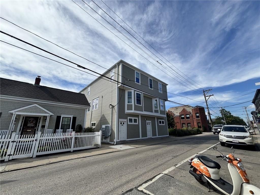 603 Thames St ##4 - Photo 3 of 13