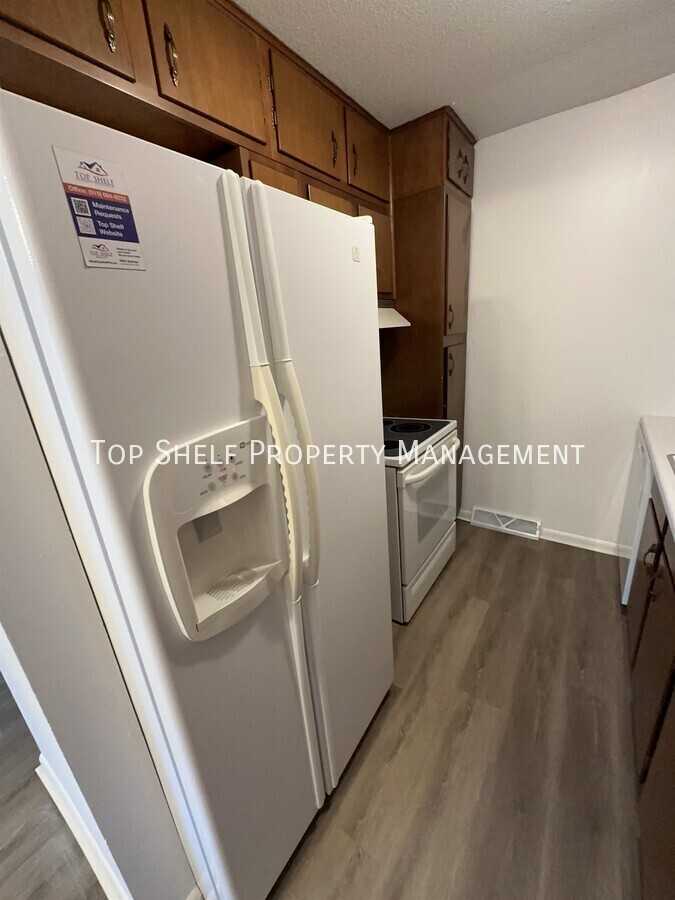3812 Sw 12th St - Photo 6 of 14