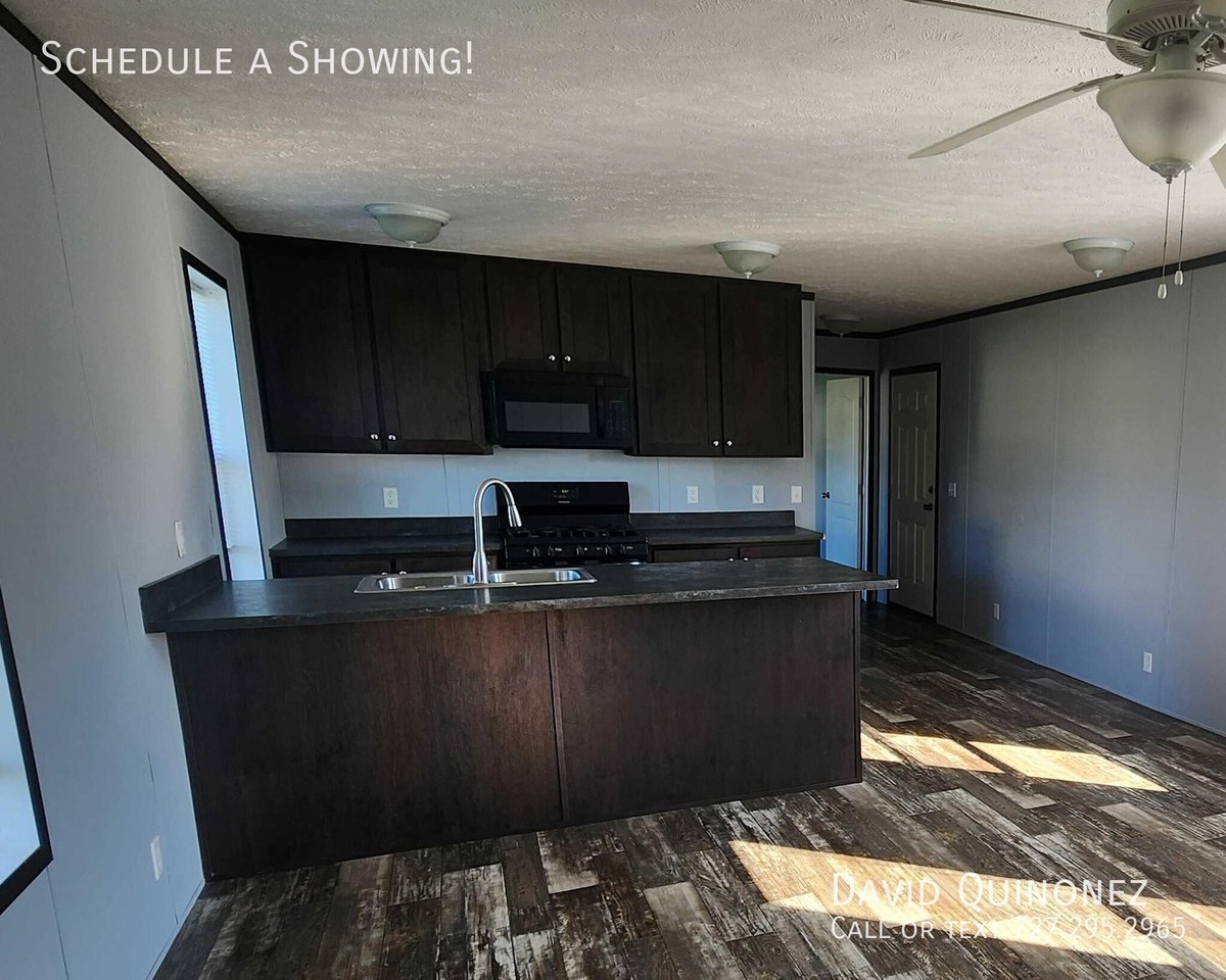 2737 W Washington Center Rd #177 - Photo 6 of 22