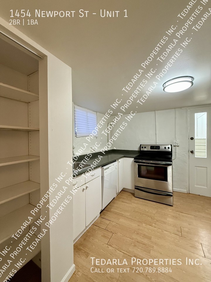 1454 Newport St Apt 1 #1 - Photo 5 of 10