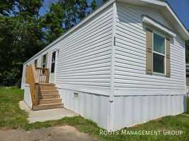 featured image of 225 Robin Dr #225