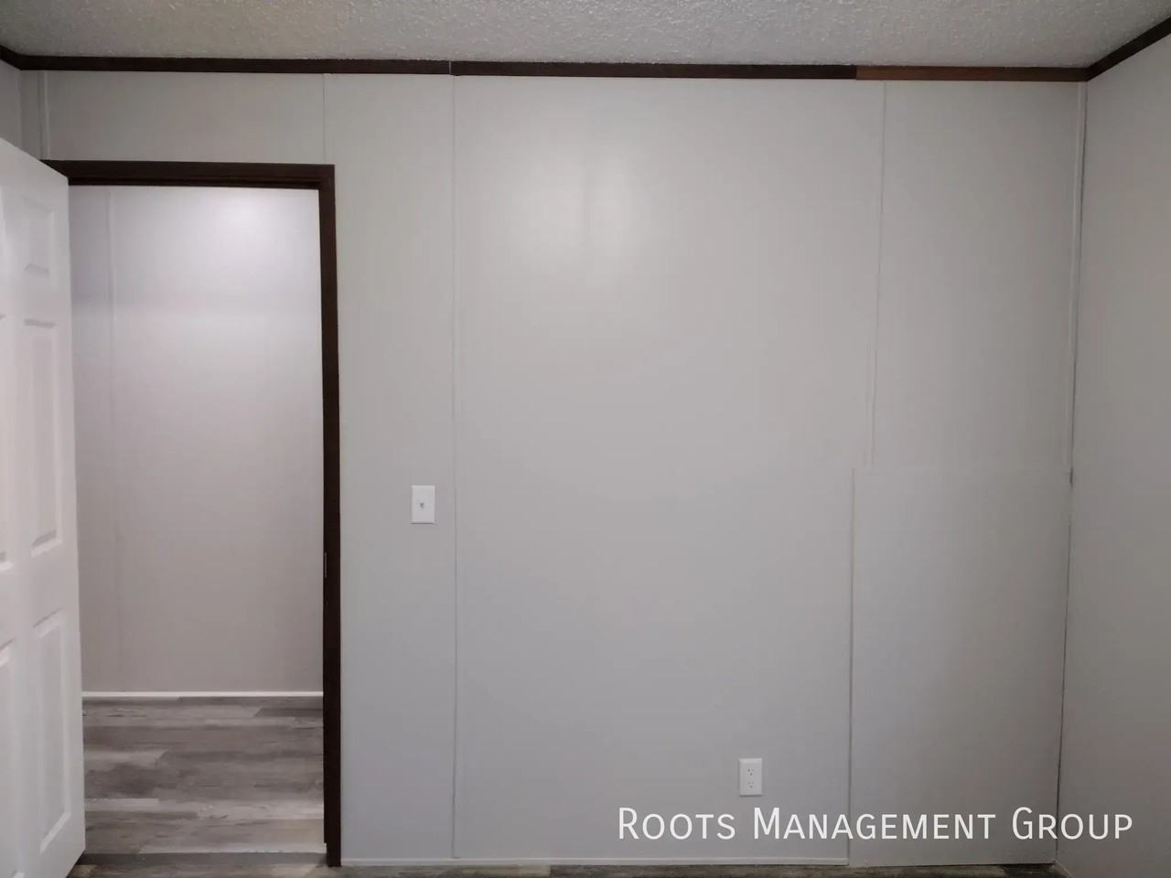 3642 Aurora Ct - Photo 7 of 9