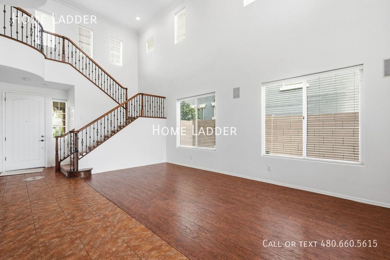 3411 E Mesquite St - Photo 3 of 45