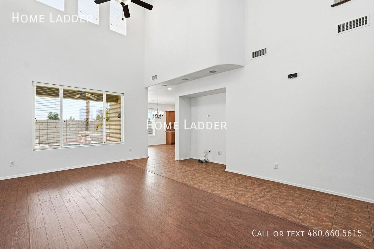 3411 E Mesquite St - Photo 5 of 45
