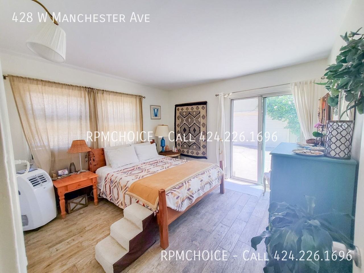 428 W Manchester Ave - Photo 3 of 16