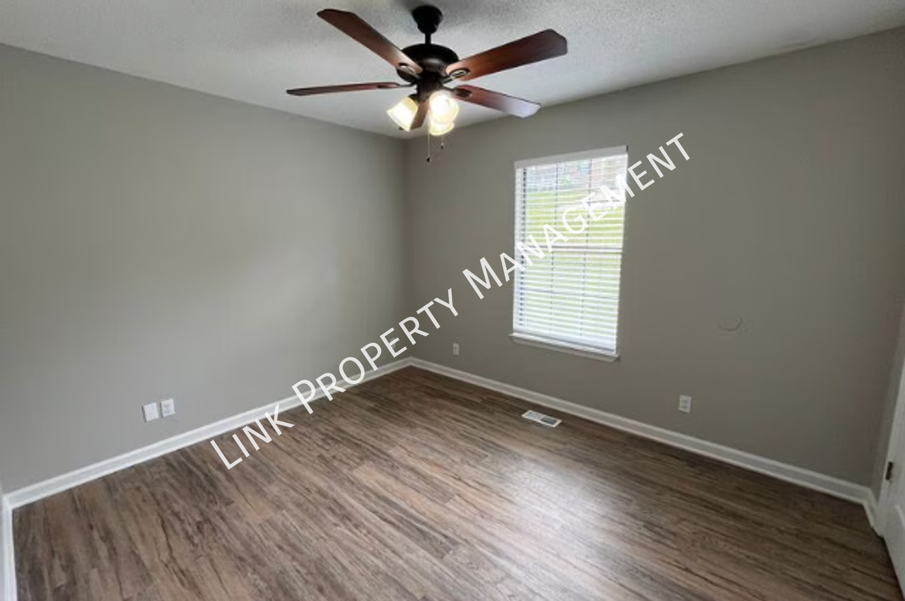 107 Laferry Ln - Photo 6 of 10