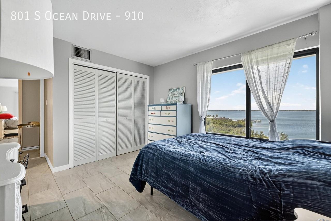 801 S Ocean Dr #910 - Photo 7 of 25