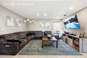 5141 Nw 3rd Ter - Photo 6 of 27