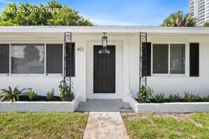 401 42nd St