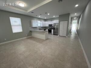 227 N E St - Photo 3 of 15