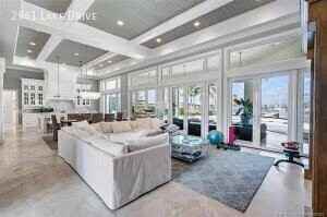 2941 Lake Dr - Photo 3 of 15
