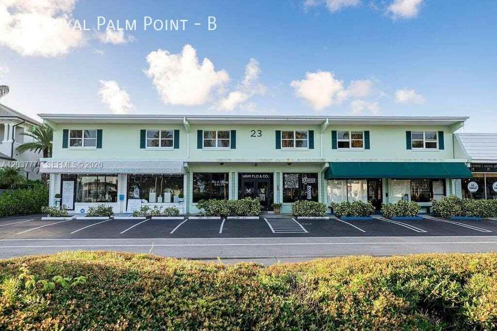 23 Royal Palm Pt #B - Photo 4 of 15