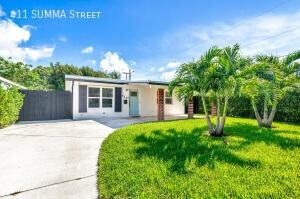411 Summa St - Photo 2 of 15