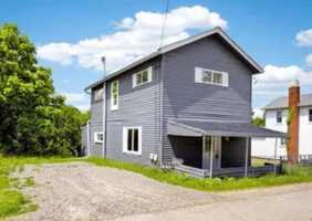 featured image of 6 Hemlock St