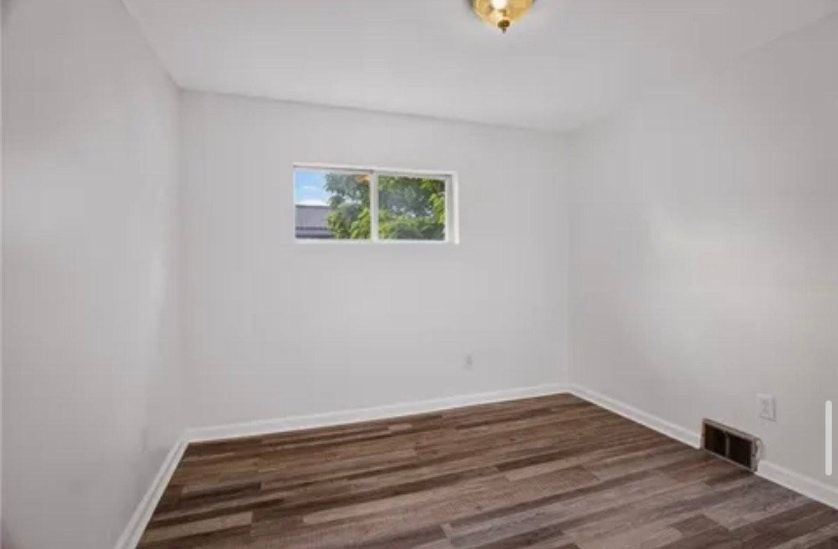 6 Hemlock St - Photo 7 of 11