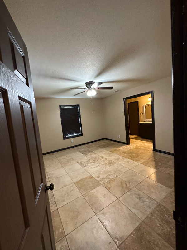 16223 Lutheran School Rd - Photo 6 of 12