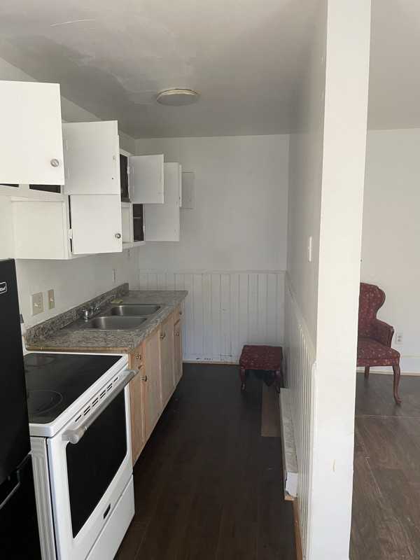5 Dewey Ave #7 - Photo 6 of 8