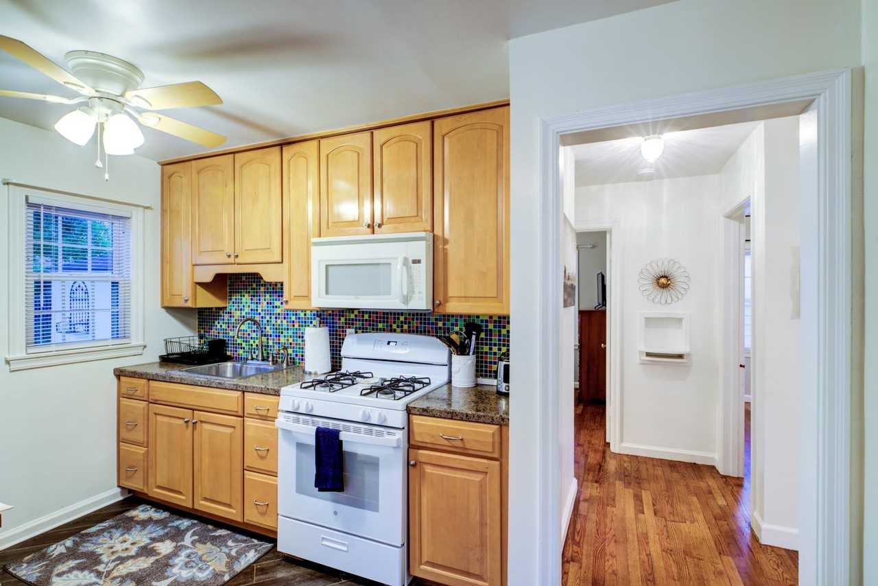 620 Penguin St - Photo 7 of 18