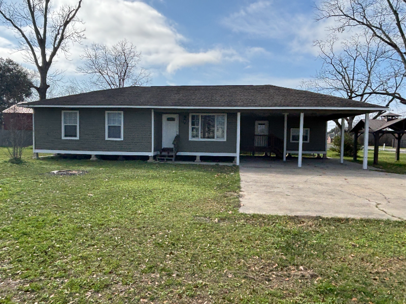38501 Duplessis Rd - Photo 2 of 12