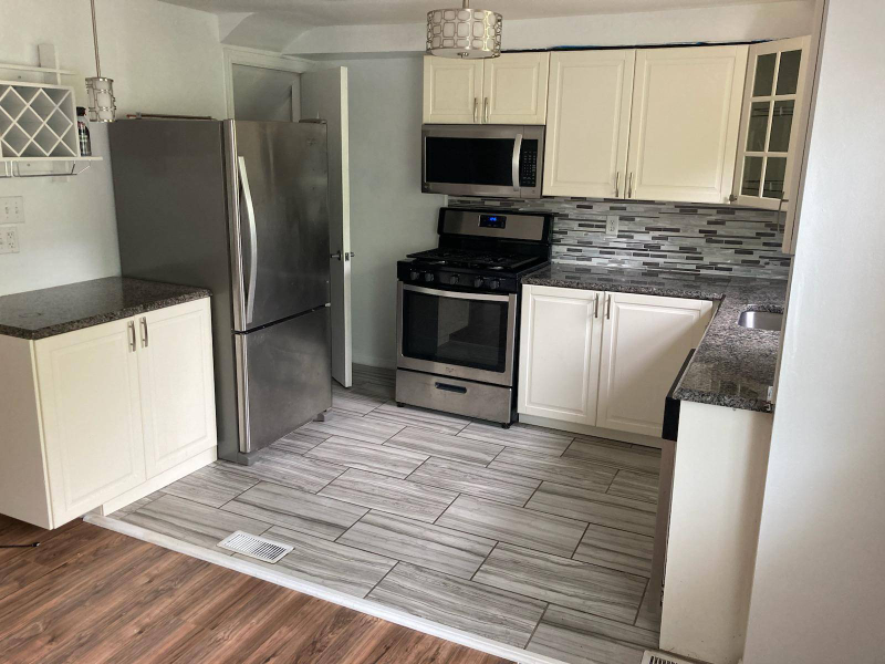 125 E Willock Rd - Photo 3 of 19