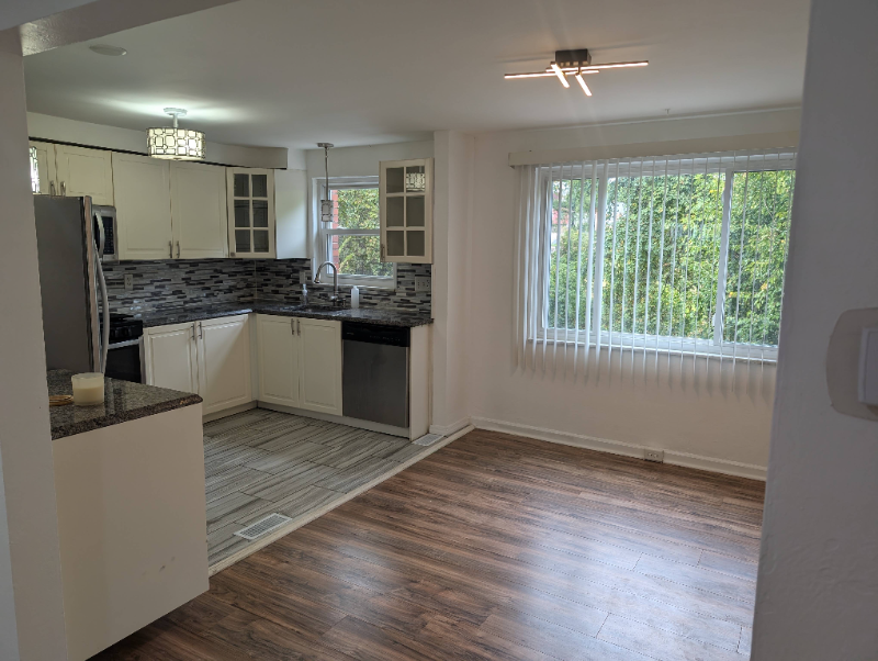 125 E Willock Rd - Photo 4 of 19