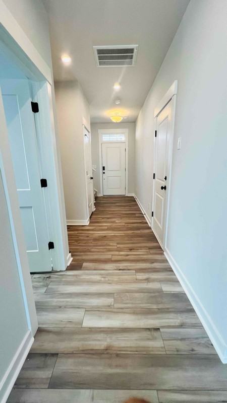 9505 Munsing Dr - Photo 5 of 31