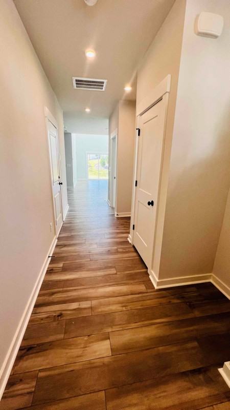 9505 Munsing Dr - Photo 6 of 31