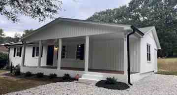 featured image of 1741 Beachwood Rd