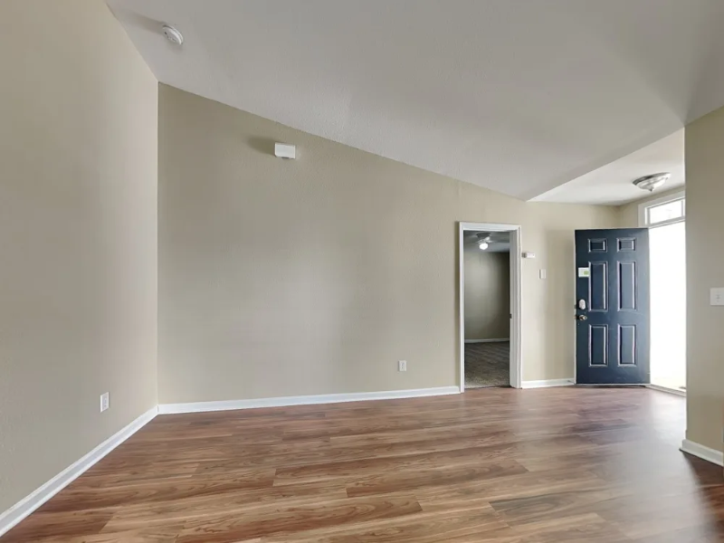 1741 Beachwood Rd - Photo 2 of 14