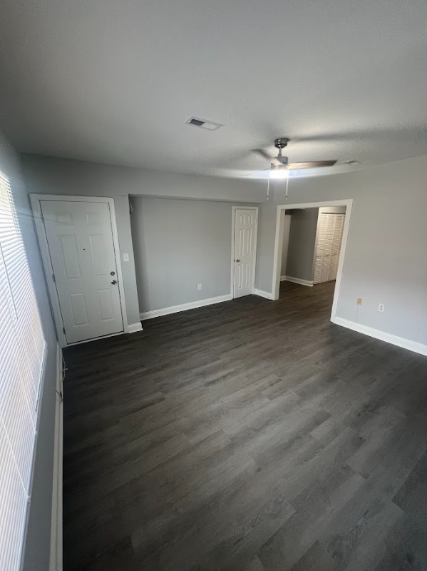 1213 Raum St Ne #2 - Photo 4 of 17