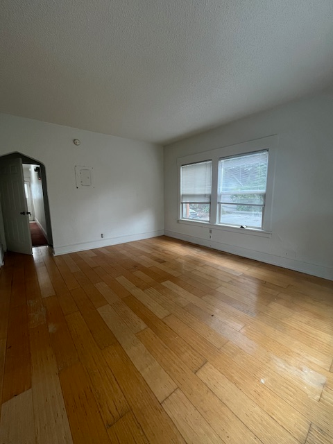 3904 N Albina Ave #3 - Photo 4 of 9