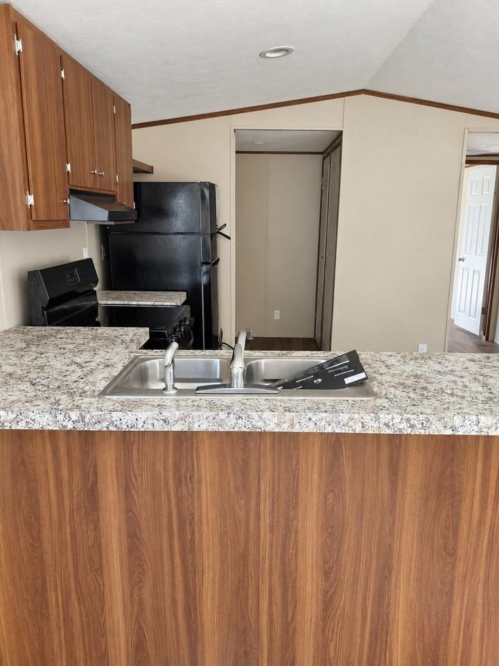5859 Tom Hebert Rd #44 - Photo 4 of 8