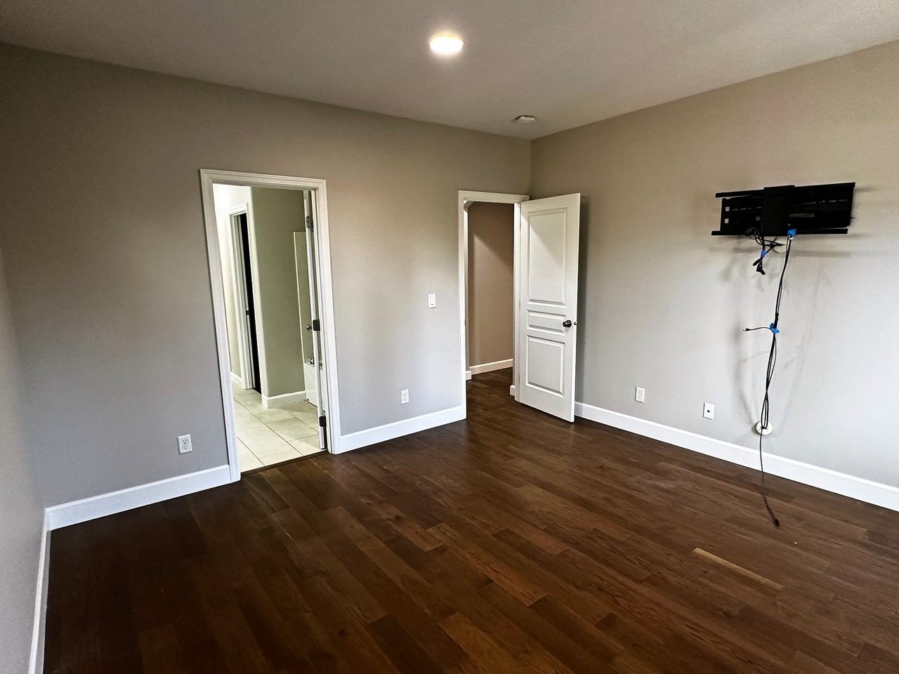 1231 35th Ave - Photo 7 of 26