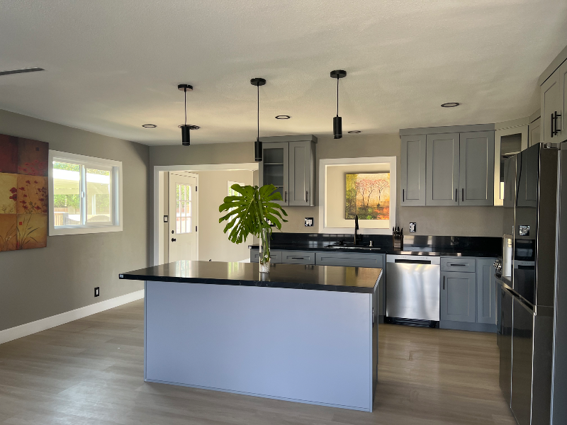 6382 Yale Cir - Photo 4 of 7