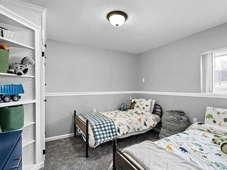 5408 Potomac St - Photo 7 of 14