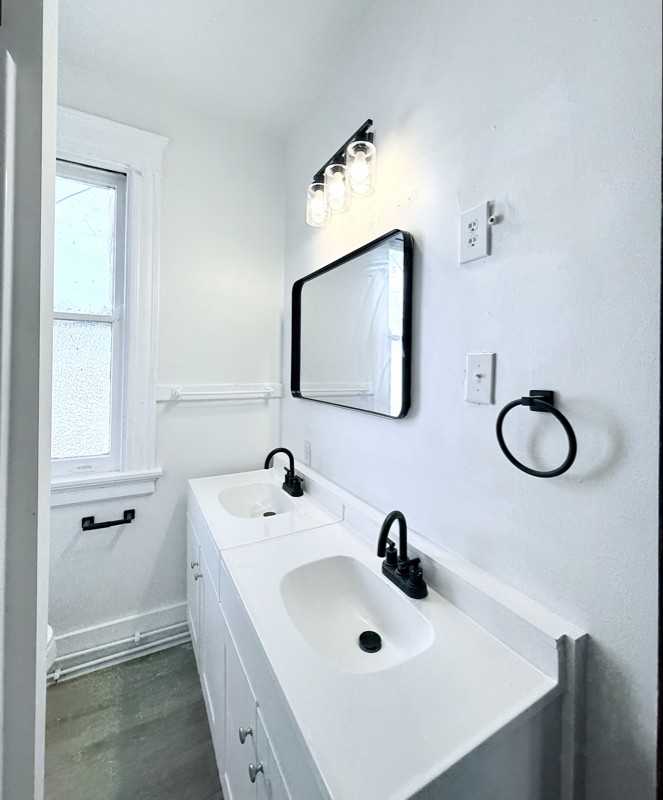 2239 Andburnet Ave #1 - Photo 6 of 13