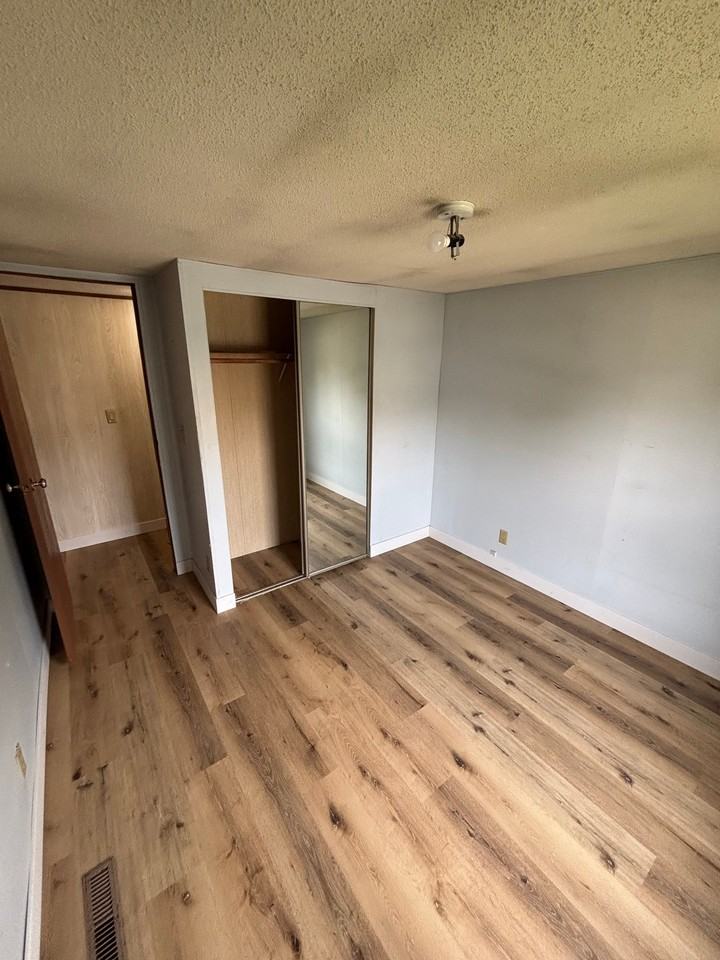 7 Commerce St - Photo 7 of 12