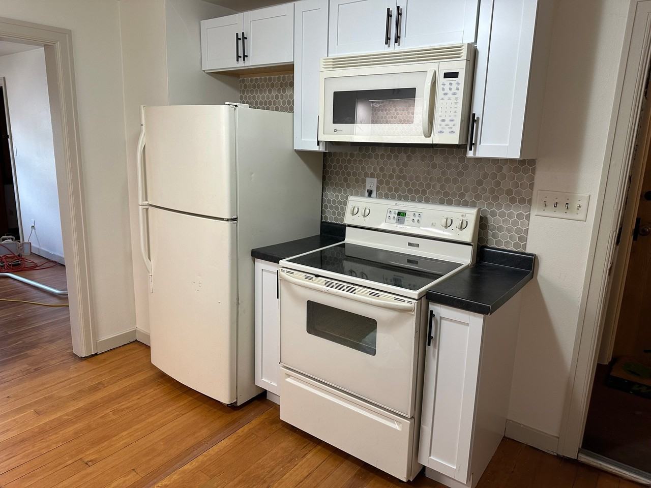 511 Main St #4