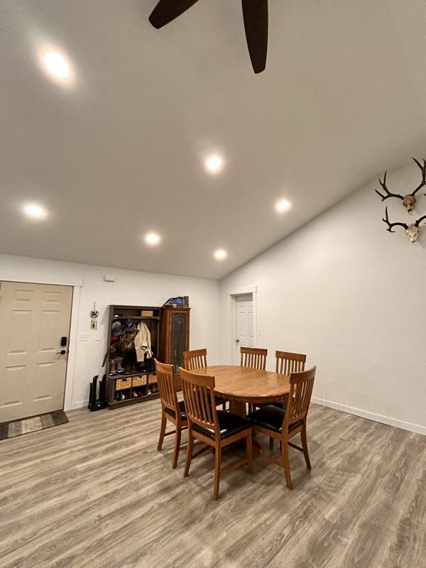 826 Burton Ave - Photo 6 of 23