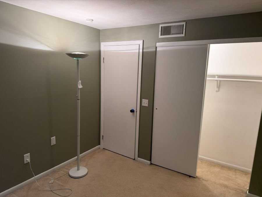 148 Penn Ln - Photo 4 of 12