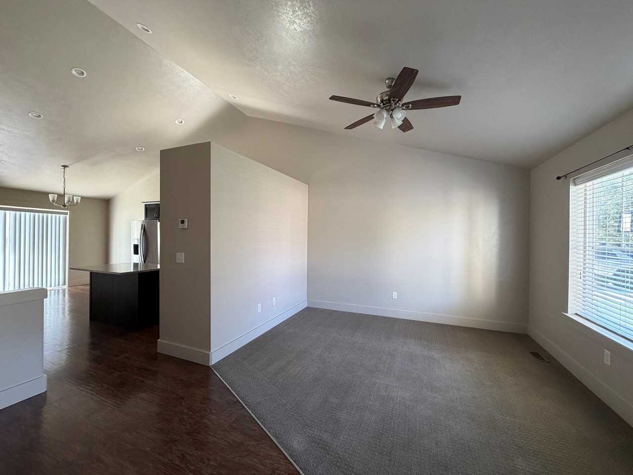 848 Nw - Photo 6 of 21